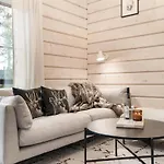 Bear Den Villa