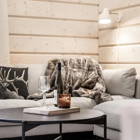 Bear Den Villa